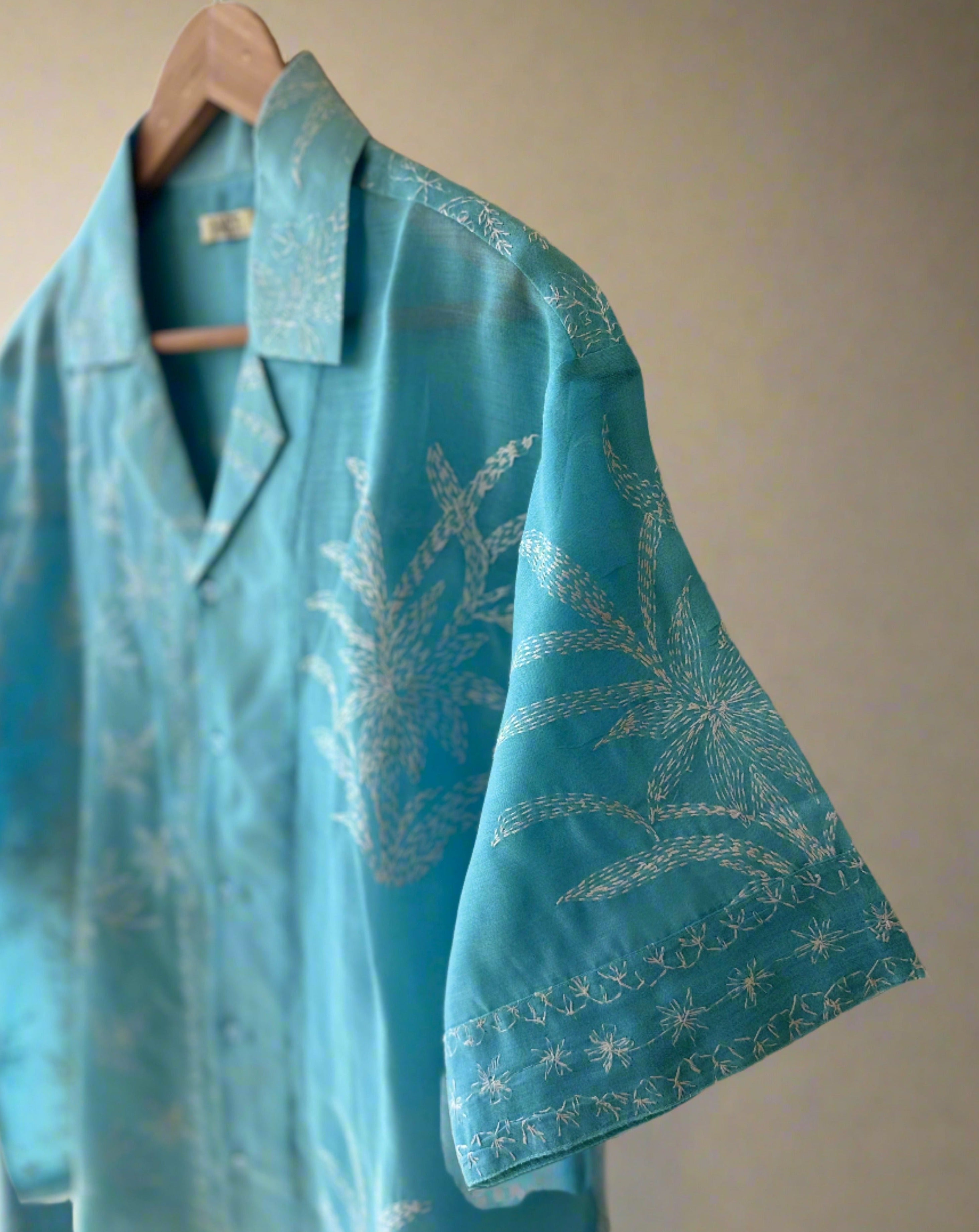 Elegant Handcrafted Shirt from Chikan Kari Sari S/M - Rameti