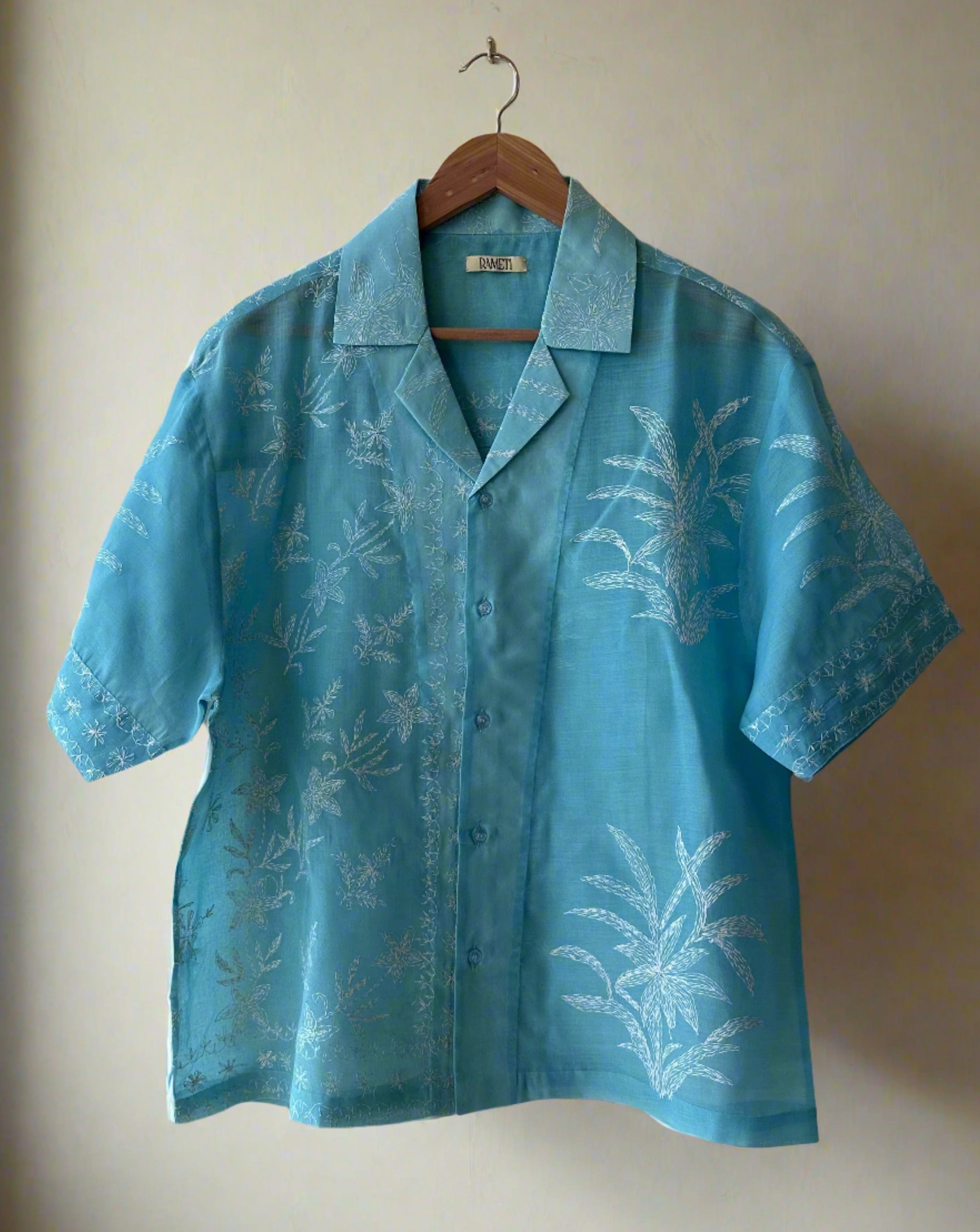 Elegant Handcrafted Shirt from Chikan Kari Sari S/M - Rameti