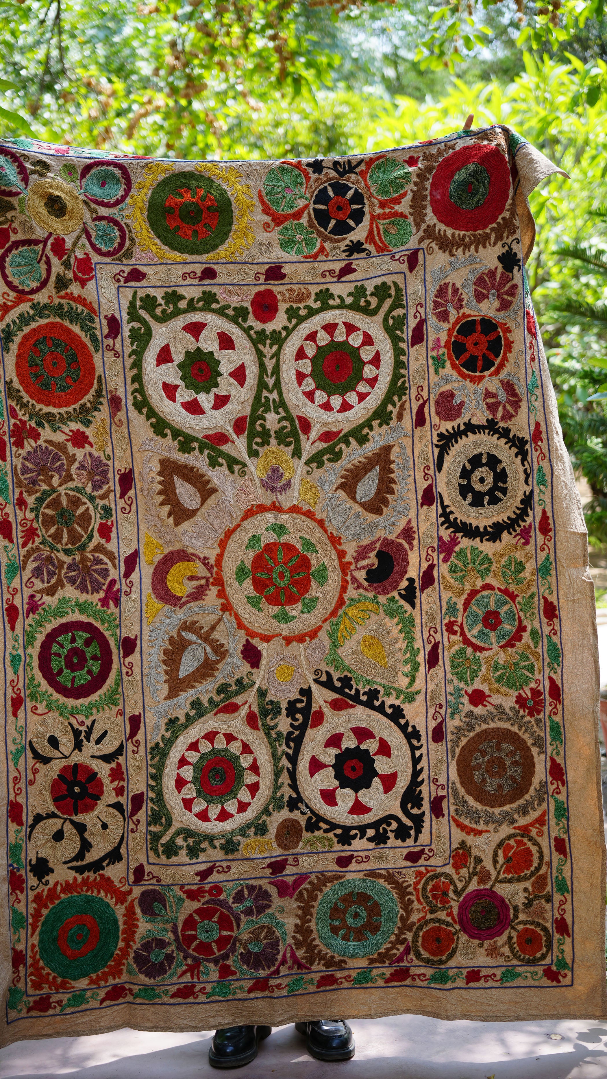 Suzani quilt - Rameti